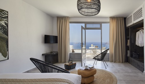 Two Bedroom Villa with Indoor Private Cave Pool