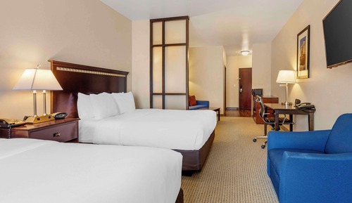 Suite, Multiple Beds, Accessible, Non Smoking