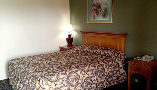 Room, 1 Queen Bed, Smoking