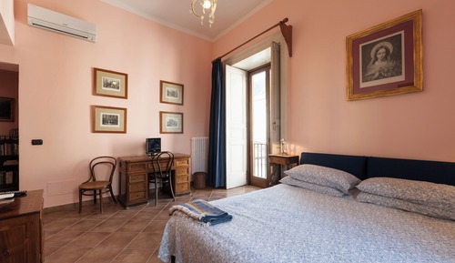 Double Room (Camera Rosa)