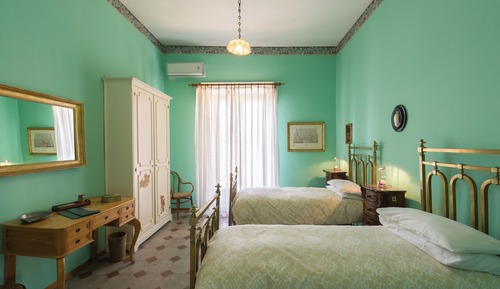 Standard Double or Twin Room (Camera Verde)