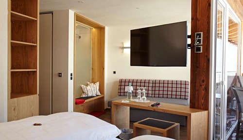 Junior Double Room