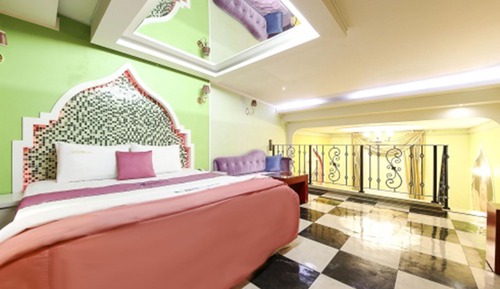 Duplex, Terrace (B)