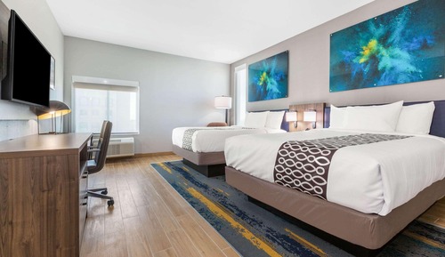Basic Room, 2 Queen Beds, Non Smoking