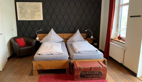 Deluxe Double Room, Private Bathroom (Blick auf den Kanal)