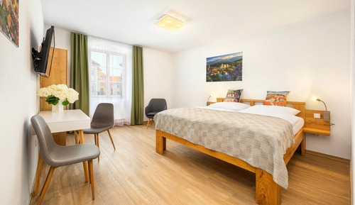 Deluxe Double Room, 1 Queen Bed, Ensuite, City View