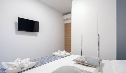 Standard Apartment, Partial Sea View, Beachfront
