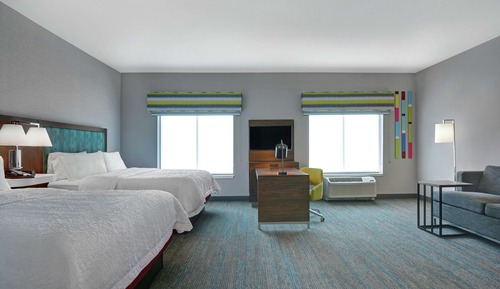 Suite, 2 Queen Beds, Accessible, Refrigerator & Microwave (Hearing)