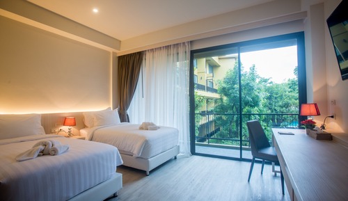 Deluxe Twin Room