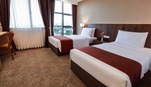 Deluxe Twin Room, 2 Twin Beds, Non Smoking, City View
