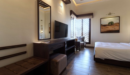 Deluxe Room, 1 King Bed