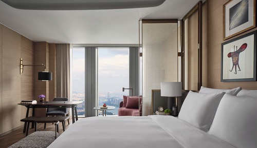 Deluxe Room, 1 King Bed, River View