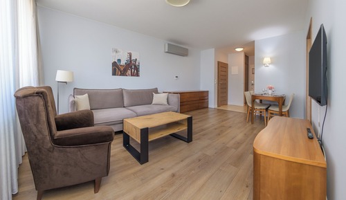 Apartment (13)
