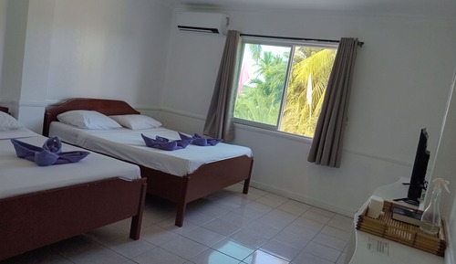 Family Room, 2 Queen Beds (A)