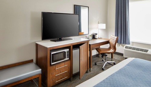 Deluxe Room, 2 Queen Beds, Non Smoking