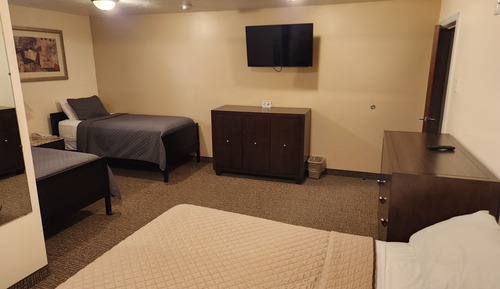 Family Suite (Not Pet Friendly)