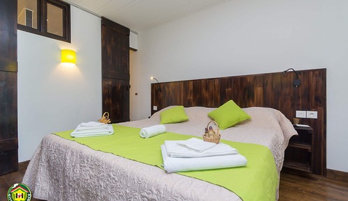 Quadruple Room, Ensuite (La réserve à grains)