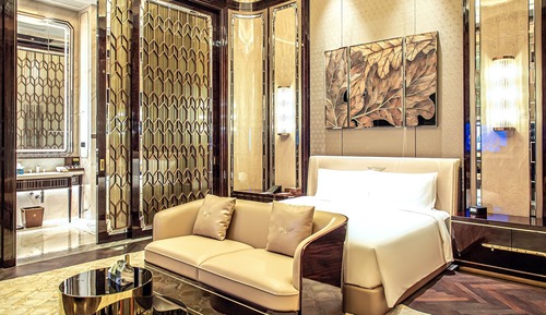 Palace Suite