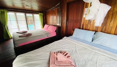 Triple Room with Sea View