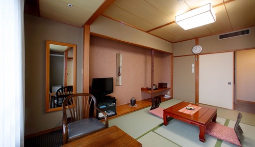 Japanese Style 6-Tatami Room (about 14㎡), Smoking