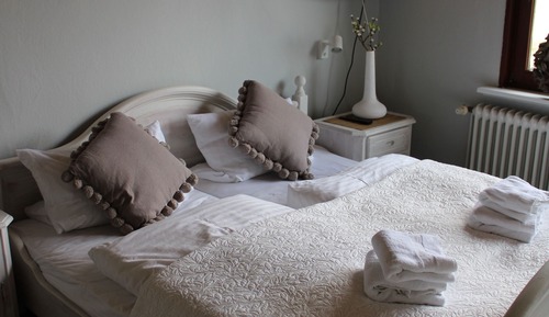 Basic Double Room