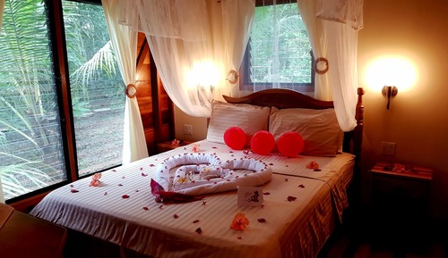 Bungalow, 1 King Bed, Kitchen, Garden View (Hibiscus)