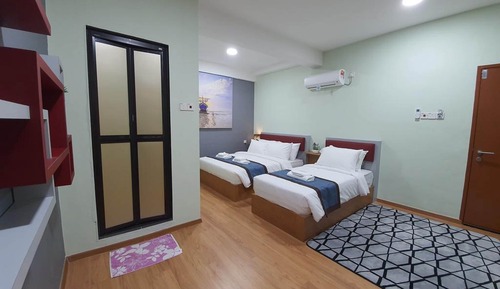 Triple Room