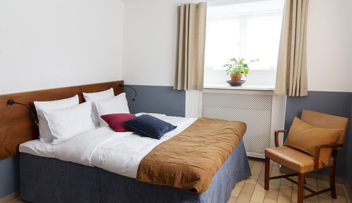 Basement Small Room 1 double bed