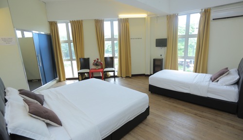 Standard Family Room