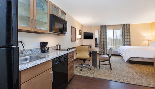 Studio Suite, 1 Queen Bed