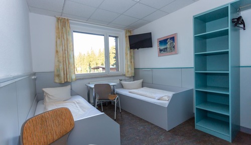 Economy Twin Room, 2 Twin Beds, Non Smoking, Ensuite