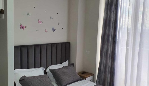 Comfort Studio, 1 Queen Bed, Balcony, City View