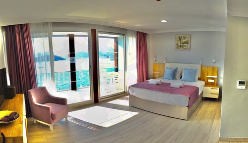 Deluxe Room, Sea View