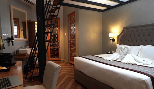 Mozart Loft
