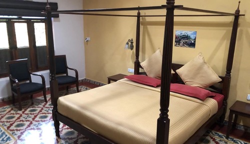 Deluxe Room, 1 King Bed