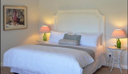 Downstairs Suite