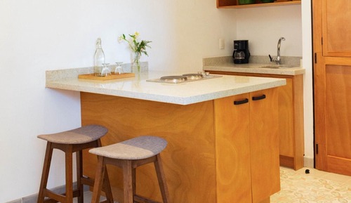 Family Room, Kitchenette