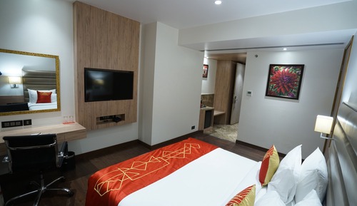 Superior Room, 1 King Bed, Non Smoking