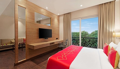 Deluxe Room, 1 King Bed, Accessible, Non Smoking (Mobility)