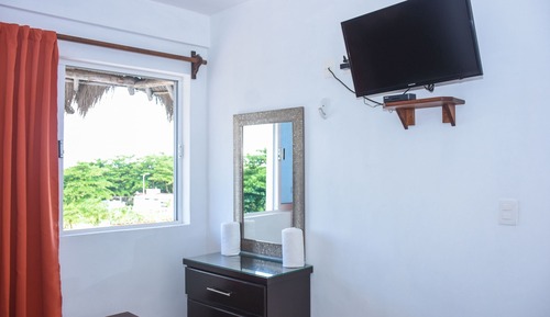Suite Familiar Plus, Vistas parciales al mar
