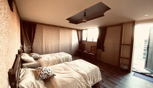 Basic Tent, 2 Twin Beds, Mountain View