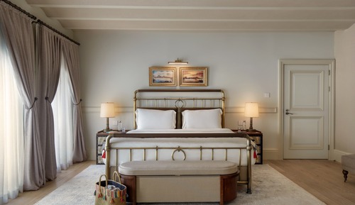 Courtyard Suite with Terrace