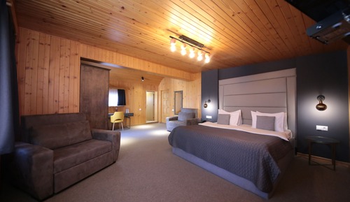 Family Room, Balcony