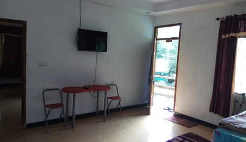 Deluxe Room, Kitchen