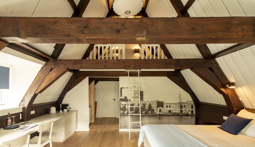 Deluxe Quadruple Room