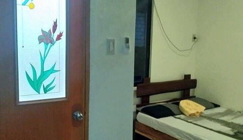 Economy Room, Private Bathroom