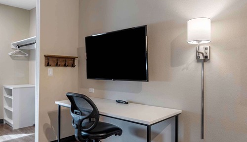 Premium Studio, Non Smoking, Refrigerator & Microwave