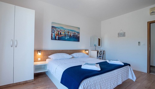Studio (Standard Studio with Balcony/Sea View)
