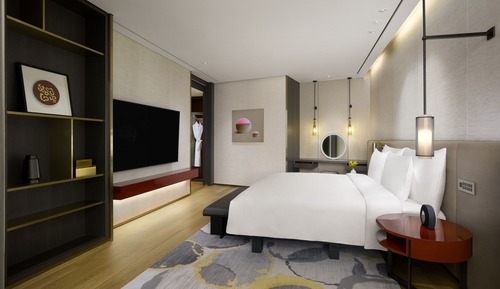 Premium Suite, 1 King Bed, Mountain View