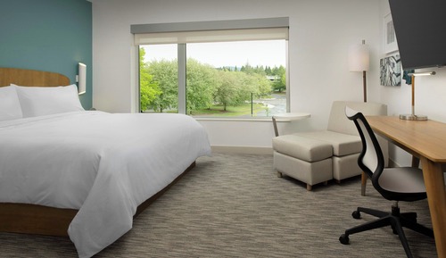 Standard Room, 1 King Bed